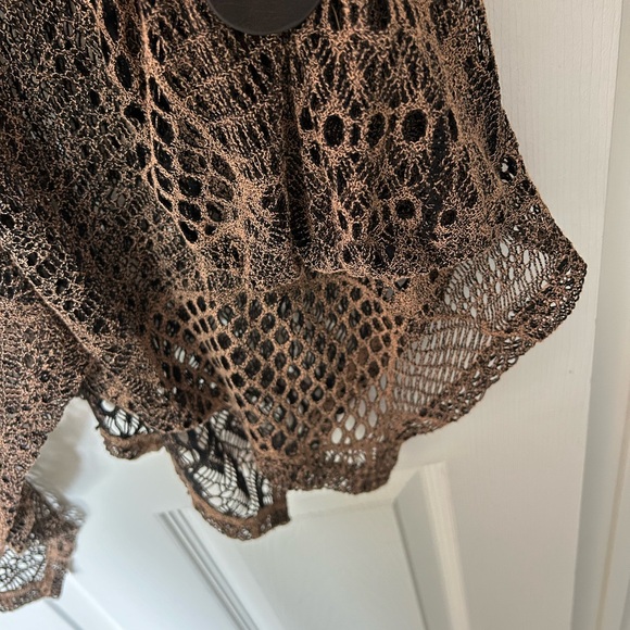 Corel Red Vest - Picture 12 of 15